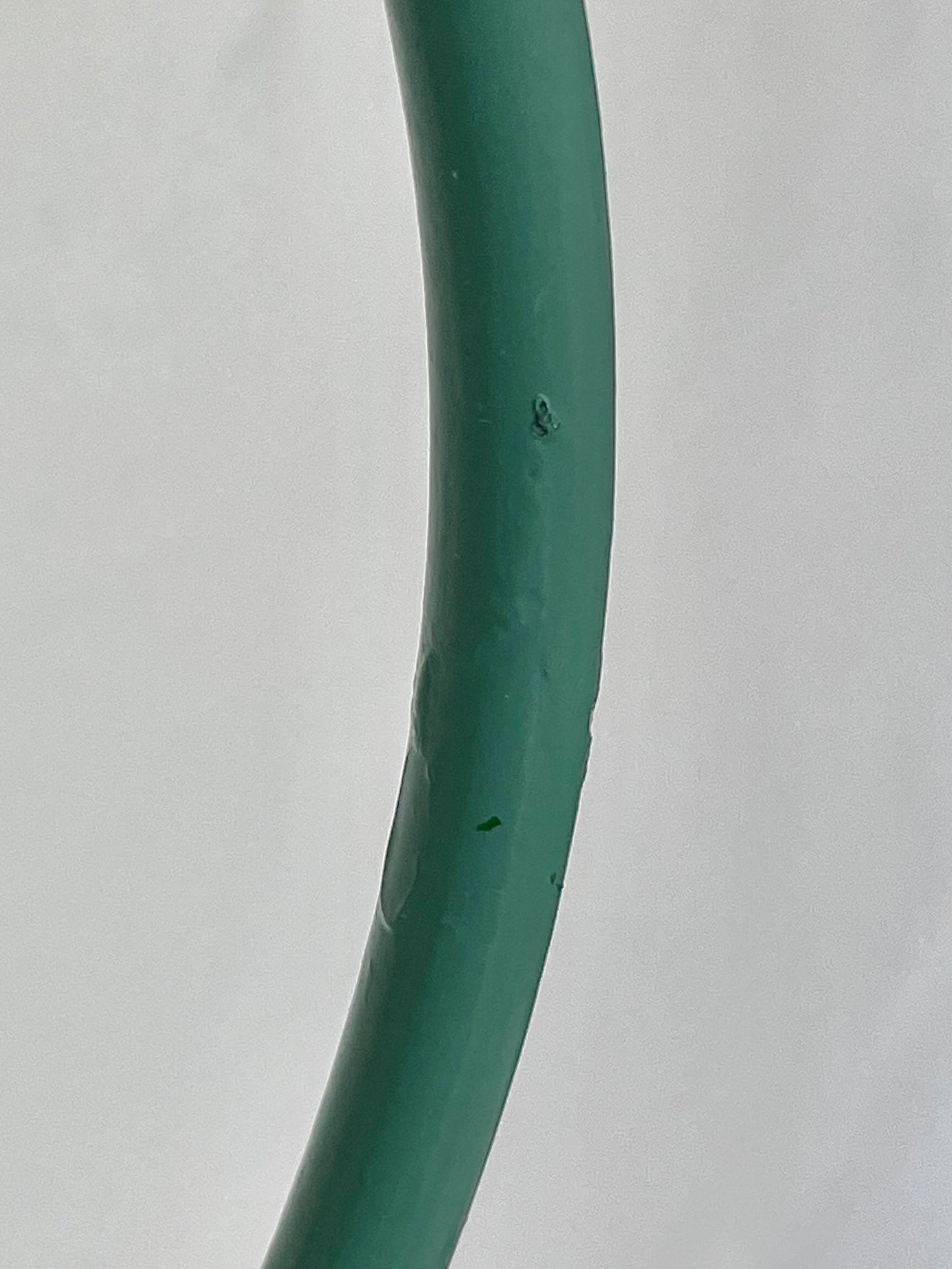 Green wiggle lamp